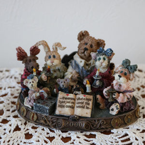 Boyds Bear Accents - Boyd's Bear Resin Bearstone Light a Candle Boyds Bear Accents - Boyd's Bear Resin Bearstone Light a Candle